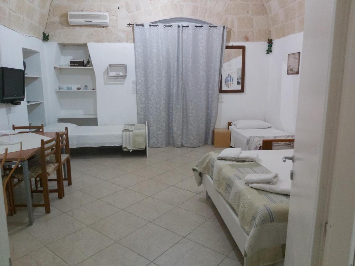 Bed and Breakfast La Stradina Трани Экстерьер фото